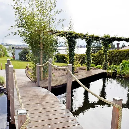 Anne Mit Sonnenterra